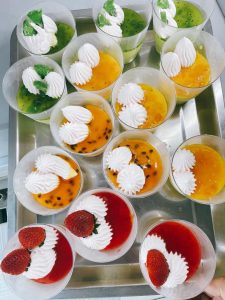 Ly hàng không dùng đựng tiramisu - Ly mica cứng dùng đựng bánh mousse - Ly hàng không 220ml - Ly nhựa cứng đựng rau câu