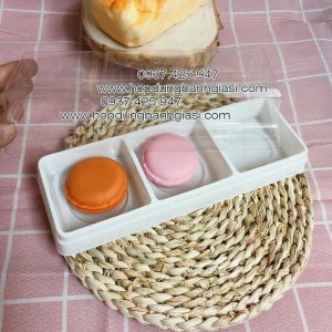 Hộp nhựa 3 ngăn trắng đựng bánh trung thu 50G- Hộp đựng bánh pía - Hộp đựng bánh bông lan trứng muối cupcake