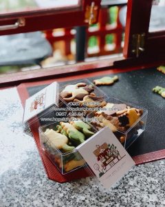 Hộp mica vuông đựng bánh lạnh - Hộp vuông đựng tiramisu - Hộp bánh mousse vuông - Hộp mica vuông