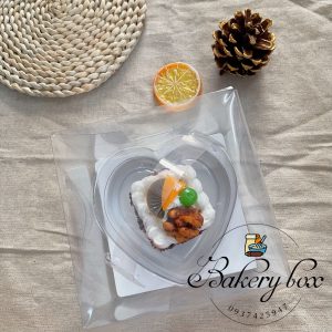 Hộp Mica Vuông Trong Suốt Đế Tim Đựng Bánh Lạnh Cheese Cake - Tiramisu