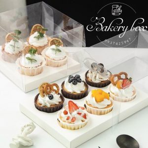 〰️ Kích thước: 26.8cm (dài) x 18cm (ngang) x 14.2cm (cao) 🧁 Sản phẩm thích hợp đựng bánh cupcake, hộp bánh kem bên ngoài. 📞 Mua sỉ liên hệ 🛵 Cần gấp hãy đặt hoả tốc 🙋🏻♀️ Liên hệ (điện thoại / zalo) : 0937.425.947 🏠 Địa chỉ cửa hàng : 1540 Võ Văn Kiệt, P7, Q6