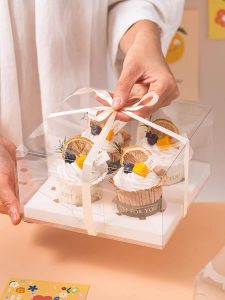 〰️ Kích thước: 18cm (dài) x 18cm (rộng) x 14.3cm (cao) 🧁 Sản phẩm thích hợp đựng bánh cupcake, hộp bánh kem bên ngoài. 📞 Mua sỉ liên hệ 🛵 Cần gấp hãy đặt hoả tốc 🙋🏻‍♀️ Liên hệ (điện thoại / zalo) : 0937.425.947 🏠 Địa chỉ cửa hàng : 1540 Võ Văn Kiệt, P7, Q6