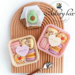 🌷 Kích thước: 90mm x 90mm (đáy) x 65mm (cao) x 120mm (miệng) 🌵 Dung tích: 420ml 🍰 Sản phẩm thích hợp đựng bánh kem mini, macaron, su sing... 📞 Mua sỉ liên hệ 🛵 Cần gấp hãy đặt hoả tốc 🙋🏻♀️ Liên hệ (điện thoại / zalo) : 0937.425.947 🏠 Địa chỉ cửa hàng : 1540 Võ Văn Kiệt, P7, Q6