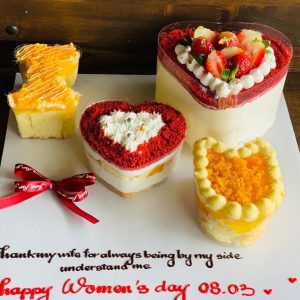 Set Chữ I ❤️ U - Đựng Bánh Lạnh - Tiramisu - Mousse - Panna Cotta - Tặng Quà Valentine