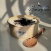- Hộp giấy Kraft an toàn cho sức khỏe, thận thiện và bảo vệ môi trường - Hộp giấy tròn Kraft phù hợp dùng để đựng thực phẩm, các món bánh ngọt, đồ ăn nóng nguội, salad… dễ phân hủy sau khi sử dụng, tiện dụng cho các tiệm bánh, nhà hàng… - Hộp giấy tròn Kraft với tông màu nâu vintage tạo cảm giác mộc mạc, nắp nhựa trong dễ quan sát thực phẩm bên trong và nhìn sạch sẽ. - Đặc biệt của loại giấy này 1. Cho được vào lò nướng 2. Đảm bảo vệ sinh thực phẩm 3. Giây tiêu huỷ dc nên ko gây ô nhiễm môi trường . 4. Đựng được salad, bánh các loại, Chè, cháo , thạch..... Kích thước hộp : Miệng 15cm Đấy 13cm Cao 7cm Hộp bán theo Lốc 50 cái 140k (1300d) Hộp Bán theo Lốc 100 cái 260k (1100d) Liên hệ (điện thoại / zalo) : 0937.425.947 Địa chỉ cửa hàng : 1540 Võ Văn Kiệt, P7, Q6