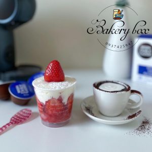 🍮 LY NHỰA NẮP CẦU ĐỰNG MOUSSE 🍮🌵 Kích thước: 7cm (cao) x 5.2cm (đáy) x 7.5cm (miệng)
🌵 Dung tích: 180ml
🌵 Ly nhựa mousse tròn nắp cầu là sản phẩm có hình dáng sang trọng bắt mắt bởi hình dáng tổng thể nắp tròn, bầu trông khá ngộ nghĩnh và độc đáo.
🌵 Ly nhựa mousse tròn không chỉ hình dáng mà còn đẹp, làm từ nhựa PE. Sản phẩm có màu trắng trong, bóng láng đảm bảo chất lượng tiêu chuẩn an toàn vệ sinh thực phẩm. Phần thân có kích thước vừa vặn giúp bạn đựng được lượng nước uống mang đi vừa đủ. Dùng ly nhựa nắp cầu là bạn mua cho mình một thương hiệu sành điệu lịch lãm và cao cấp.
📞 Mua sỉ liên hệ
🛵 Cần gấp hãy đặt hoả tốc
🙋🏻♀️ Liên hệ (điện thoại / zalo) : 0937.425.947
🏠 Địa chỉ cửa hàng : 1540 Võ Văn Kiệt, P7, Q6