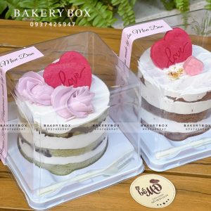 HỘP NHỰA KÈM NĨA ĐỰNG BÁNH KEM MINI 8CM