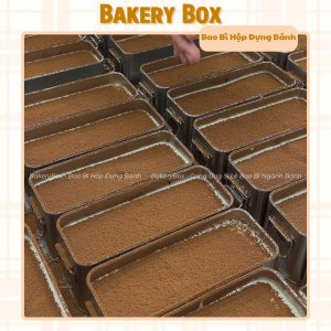 HỘP THIẾC DÀI CÓ NẮP CÀI ĐỰNG TIRAMISU ĐẬP